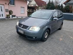 Grau Gebraucht 2006 VW Touran Highline Van / Kleinbus | 2.000 € (Superpreis)