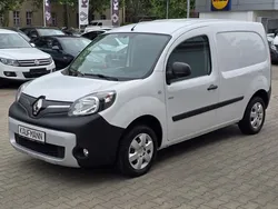 Weiss Gebraucht 2018 Renault Kangoo Van / Kleinbus | 9.490 € (Guter Preis)