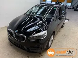 Schwarz Gebraucht 2020 BMW 218 Active Tourer Van / Kleinbus | 21.950 € (Etwas zu teuer)