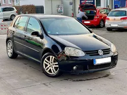 Schwarz Gebraucht 2006 VW Golf V Kleinwagen | 2.300 € (Teuer)