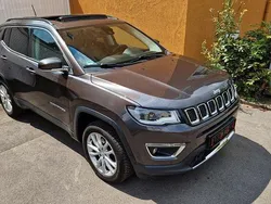 Grau Gebraucht 2020 Jeep Compass Limited SUV | 17.899 € (Guter Preis)