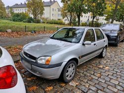 Silber Gebraucht 2000 Ford Fiesta Kleinwagen | 499 € (Guter Preis)