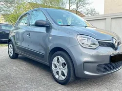 Grau Gebraucht 2019 Renault Twingo Kleinwagen | 6.999 € (Guter Preis)
