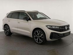 Sechura beige metallic Neu 2025 VW Touareg R-line SUV | 80.090 € (Superpreis)