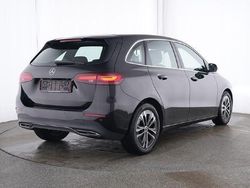 Gebraucht 2024 Mercedes B200 Van / Kleinbus | 31.590 € (Fairer Preis)