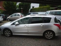 Silber Gebraucht 2012 Peugeot 308 Business-Line Kombi | 4.290 € (Fairer Preis)