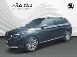 Schwarzmagic perleffekt met. schwarzmagic perleffekt met. Gebraucht 2022 Skoda Kamiq ScoutLine SUV | 24.890 € (Teuer)