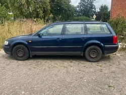 Blau Gebraucht 1997 VW Passat Kombi | 700 € (Guter Preis)