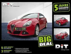 Rot Gebraucht 2011 Alfa Romeo Giulietta Turismo Kleinwagen | 7.990 € (Etwas zu teuer)