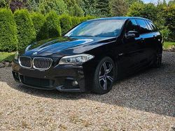 Schwarz Gebraucht 2011 BMW 530 M Sport Kombi | 8.300 € (Fairer Preis)