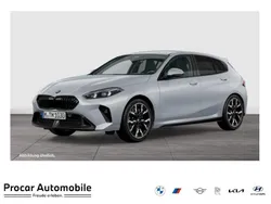 Grau Neu 2025 BMW 120 M Sport Kleinwagen | 43.990 € (Etwas zu teuer)
