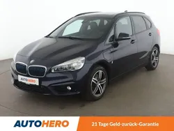 Blau Gebraucht 2017 BMW 225 Active Tourer Sport Line Van / Kleinbus | 15.200 € (Fairer Preis)