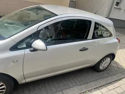 Silber Gebraucht 2009 Opel Corsa Kleinwagen | 1.700 € (Guter Preis)