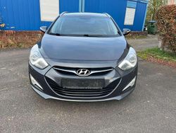 Stone gray Gebraucht 2012 Hyundai i40 Edition Kombi | 4.850 € (Superpreis)