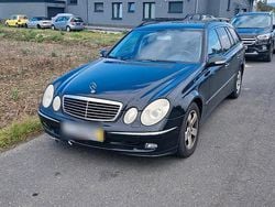 Schwarz Gebraucht 2005 Mercedes E280 Avantgarde Kombi | 2.900 € (Guter Preis)