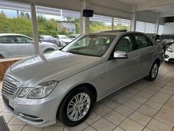 Silber Gebraucht 2012 Mercedes E200 Limousine | 8.200 € (Guter Preis)