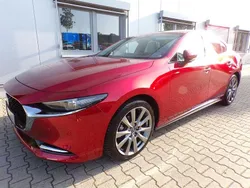 Rot Gebraucht 2023 Mazda 3 Selection Limousine | 25.950 € (Fairer Preis)