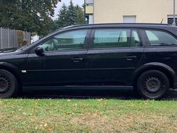 Schwarz Gebraucht 2004 Opel Vectra Kombi | 690 € (Guter Preis)
