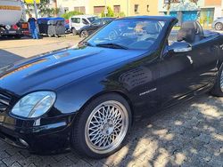 Schwarz Gebraucht 2003 Mercedes SLK200 Cabrio | 15.500 €