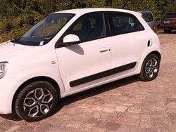 Weiß Gebraucht 2022 Renault Twingo Zen Kleinwagen | 9.800 € (Guter Preis)