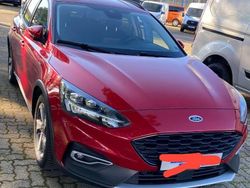 Rot Gebraucht 2020 Ford Focus Kombi | 15.500 € (Etwas zu teuer)
