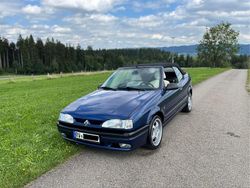 Blau Gebraucht 1995 Renault R9 Limousine | 4.000 €