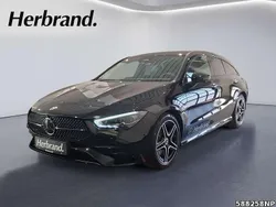Metalliclack kosmosschwarz Neu 2025 Mercedes 200 AMG SUV | 41.440 € (Guter Preis)