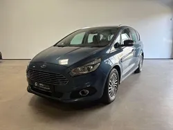 Blau Gebraucht 2018 Ford S-MAX Titanium Van / Kleinbus | 18.490 € (Fairer Preis)
