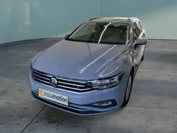 Grau Gebraucht 2023 VW Passat Business Kombi | 29.826 € (Fairer Preis)