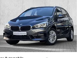 Grau Gebraucht 2021 BMW 220 Advantage Kombi | 22.790 € (Superpreis)
