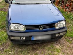 Blau Gebraucht 1995 VW Golf III Kleinwagen | 2.300 €