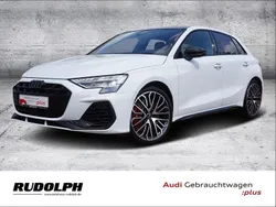 Weiss Gebraucht 2024 Audi S3 Sport Limousine | 49.860 € (Guter Preis)
