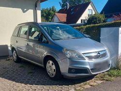 Grau Gebraucht 2006 Opel Zafira Van / Kleinbus | 400 € (Superpreis)