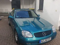 Grün Gebraucht 1999 Mercedes SLK200 Cabrio | 3.900 € (Guter Preis)