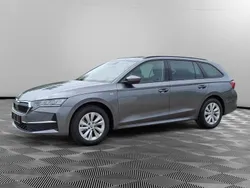 Graphitegrau Gebraucht 2024 Skoda Octavia Ambition Kombi | 26.675 € (Guter Preis)