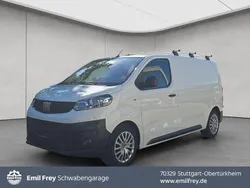 Hell weiß Gebraucht 2022 Fiat Scudo Van / Kleinbus | 25.900 € (Fairer Preis)