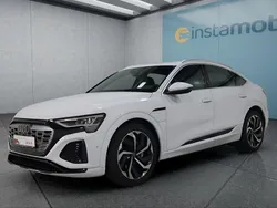 Weiß Gebraucht 2023 Audi Q8 e-tron SUV | 53.049 € (Fairer Preis)