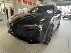 Schwarz Neu 2024 Alfa Romeo Stelvio Veloce SUV | 63.990 € (Fairer Preis)