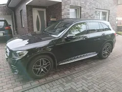 Schwarz Gebraucht 2017 Mercedes GLC250 AMG line SUV | 34.999 €