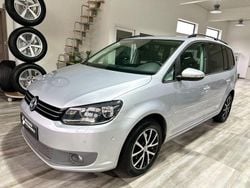 Silber Gebraucht 2011 VW Touran Comfortline Van / Kleinbus | 4.990 € (Guter Preis)