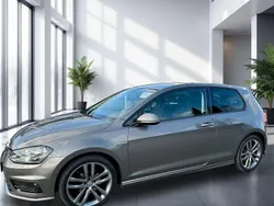 Grau Gebraucht 2014 VW Golf VII R-line Limousine | 10.000 € (Fairer Preis)