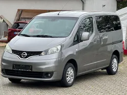 Grau Gebraucht 2013 Nissan Evalia Tekna Van / Kleinbus | 8.890 € (Guter Preis)