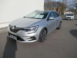 Highlandgrau metallic Gebraucht 2022 Renault Mégane GrandTour Techno Kombi | 23.400 € (Teuer)