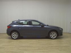 Grau Gebraucht 2022 Seat Leon Style Limousine | 18.480 € (Guter Preis)