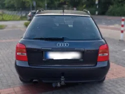 Schwarz Gebraucht 1999 Audi A4 Kombi | 850 € (Guter Preis)