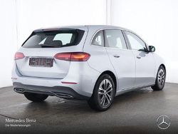 Gebraucht 2024 Mercedes B200 Van / Kleinbus | 28.290 € (Superpreis)