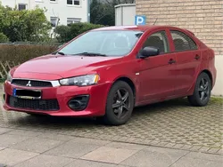Rot Gebraucht 2017 Mitsubishi Lancer Sportback Limousine | 8.000 € (Fairer Preis)