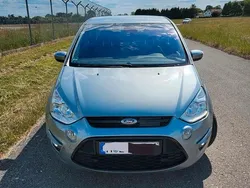 Grau Gebraucht 2011 Ford S-MAX S Van / Kleinbus | 8.700 € (Fairer Preis)