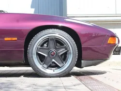 Amethistmetallic Gebraucht 1992 Porsche 928 Coupé | 38.928 €
