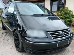 Schwarz Gebraucht 2003 VW Sharan Van / Kleinbus | 2.800 € (Fairer Preis)